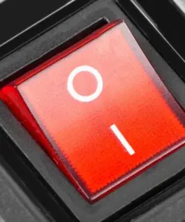 Armac Surge M12 / 16A Rack 19 черен 2.5m