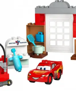 Alternative view of LEGO Klocki DUPLO Disney 10456 Wizyta McQueena w warsztacie Wójta