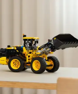 LEGO Klocki Technic 42209 Ładowarka kołowa Volvo L120 Electric
