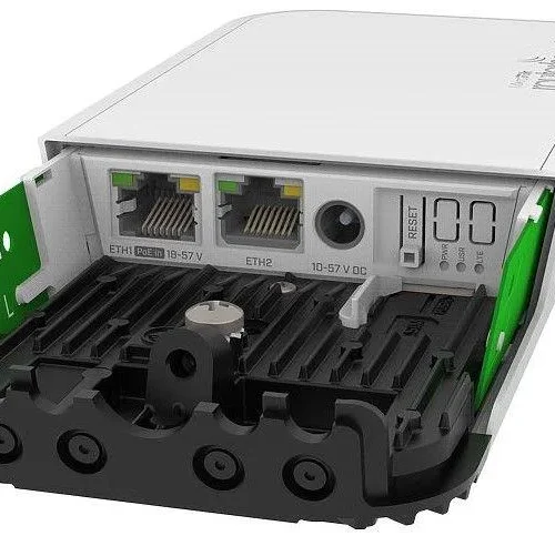 Alternative view of Безжичен Access Point MikroTik RBwAPGR-5HacD2HnDR11e, 128MB RAM, 2.4 - 5 GHz, 300 - 867 Mbps, RouterOS, LTE kit