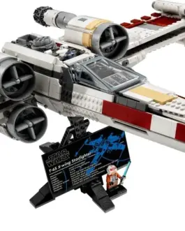 Alternative view of LEGO Star Wars - X-Wing Starfighter - 75355