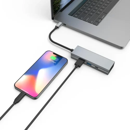 4-портов хъб USB-C