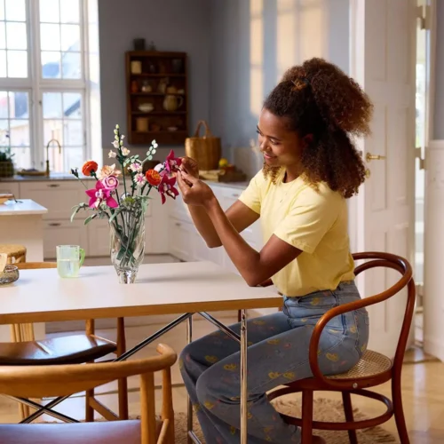 LEGO Botanicals – Beautiful Pink Flower Bouquet