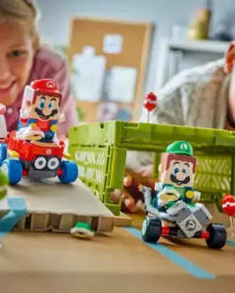 Alternative view of LEGO  Super Mario Mario car - Baby Mario vs Baby Luigi, 72034