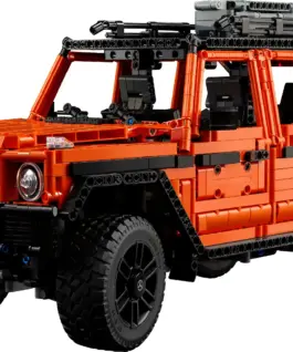 Alternative view of LEGO Technic - Mercedes Benz G500 Professional Line, 42177