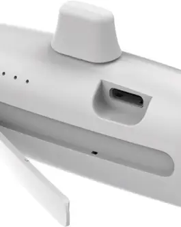 Alternative view of Rebeltec външна батерия P5 PLUG-IN (5 000mAh 10W)