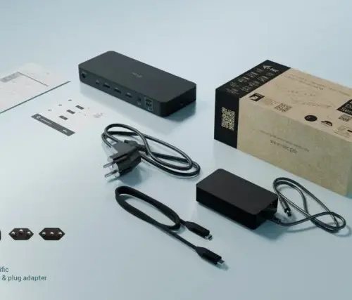 Alternative view of i-tec Stacja dokująca USB-C Intelligent Triple Display Docking Station Power Delivery 100W