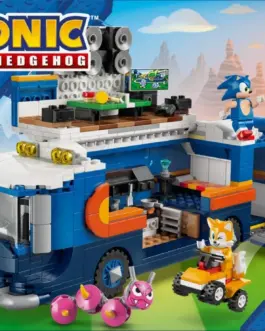 Alternative view of LEGO Team Sonic Command Truck
