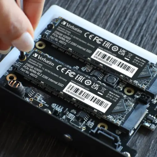 Alternative view of Verbatim Vi3000 PCIe NVM M.2 SSD 256 GB 3100/1300MB/s
