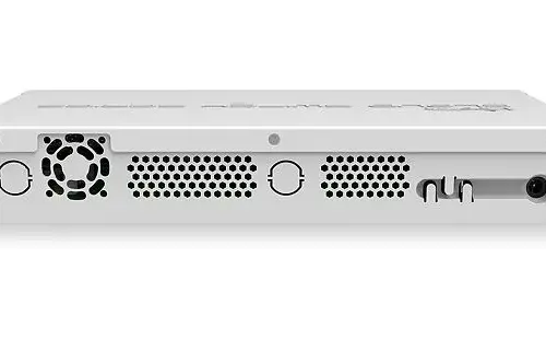 26-портов комутатор MikroTik CRS326-24G-2S+IN