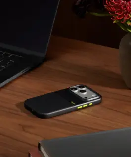 Alternative view of Apple Beats iPhone 17 Pro Rugged Case with MagSafe and Camera Control - Everest черен