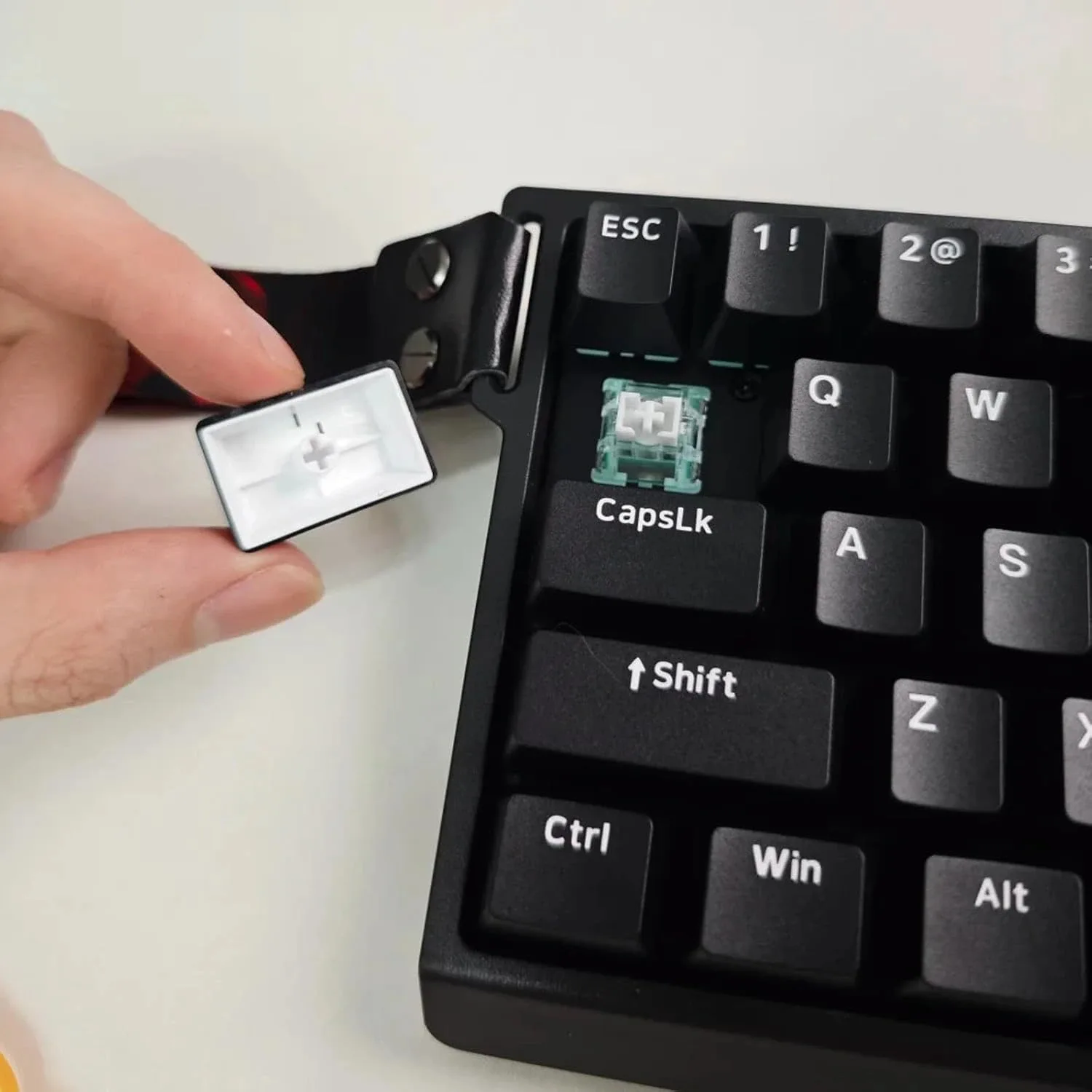 Madlions професионална геймърска механична клавиатура Professional Gaming Mechanical Keyboard MAD 60 HE RGB - 1K, Magnetic Amber Pro Switches - Black - Image 22