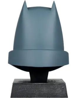 Alternative view of Фигурка DC Direct Armored Batman (The Dark Knight Returns) Cowl Replica 1:3 Scale McFarlane