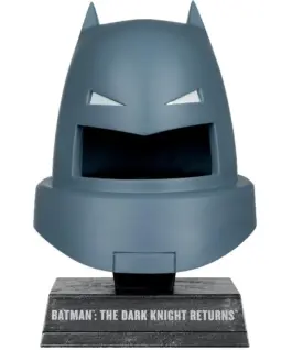 Фигурка DC Direct Armored Batman