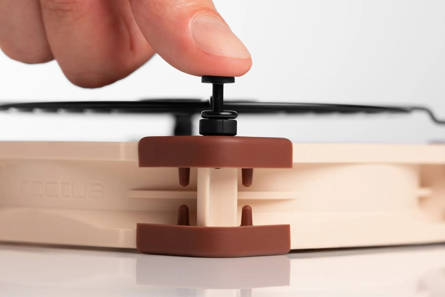 Noctua комплект решетки за вентилатори Fan Grill Metal - 140mm 2pcs pack - NA-FG1-14 Sx2 - Image 154