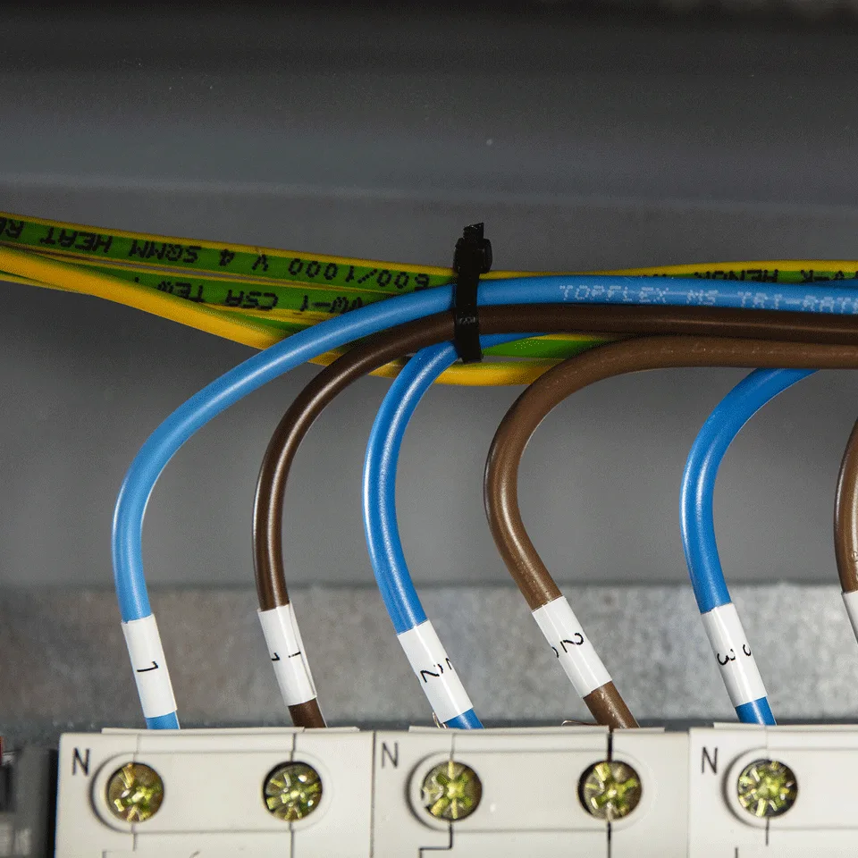 ПРОФЕСИОНАЛЕН ЕТИКЕТЕН ПРИНТЕР BROTHER - PT-E560BTSPQL1 (PTE560BTSPQL1) комплект - PN PTE560BTSPQL1 - Image 220