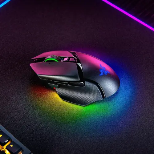 ГЕЙМЪРСКА МИШКА RAZER BASILISK V3 Pro – Безжична / Wireless – 30000 DPI – Black – PN