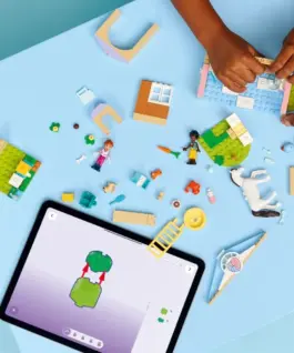 Alternative view of LEGO Blocks Friends 42696 Animal Vet Clinic