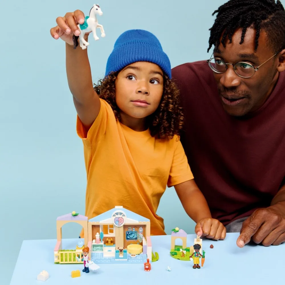 LEGO Blocks Friends 42696 Animal Vet Clinic - Image 3