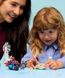 LEGO Blocks SPIDEY 11206 Spidey on his Motorcycle vs. Rhino