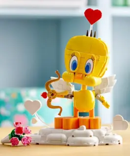 Alternative view of LEGO Blocks Iconic 40824 Sweetheart Tweety Bird