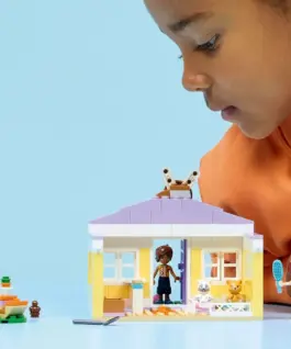 LEGO Blocks Friends 42679 Heartlake City Bunny Hotel