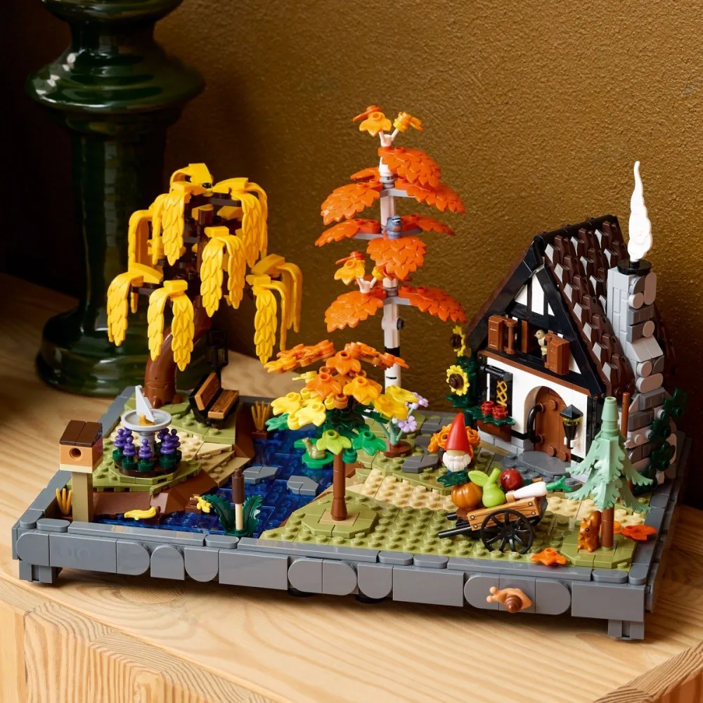 LEGO Blocks Icons 11372 Autumn Cottage Garden - Image 5