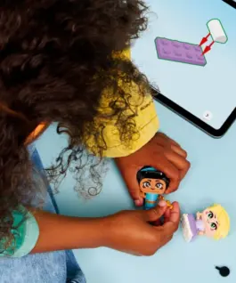 Alternative view of LEGO Blocks Disney 43303 Jasmine and Rapunzel