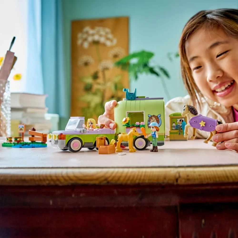 LEGO Blocks Friends 42695 Horse and Baby Foal Trailer - Image 3