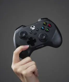 Alternative view of HyperX Clutch Tanto Mini WD Gaming Controller - 8B1S0AA