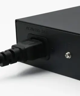 Qoltec FAST Ethernet PoE SWITCH 16xRJ45 2xRJ45 1xSFP