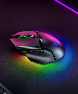 ГЕЙМЪРСКА МИШКА RAZER BASILISK V3 Pro – Безжична / Wireless – 30000 DPI – Black – PN