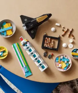 LEGO Blocks Icons 10391 Over the Moon with Pharrell Williams