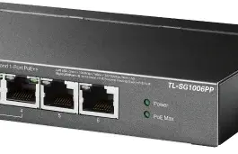 Комутатор TP-Link TL-SG1006PP 6-портов гигабитов настолен с 3-порта PoE+ и 1-порта