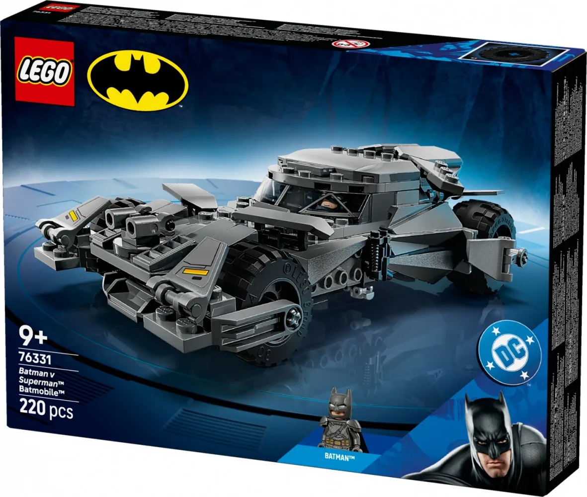 LEGO LEGO Super Heroes 76331 Batman v Superman Batmobile - Image 2