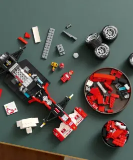 LEGO Bricks Icons 11375 Ferrari F2004 and Michael Schumacher