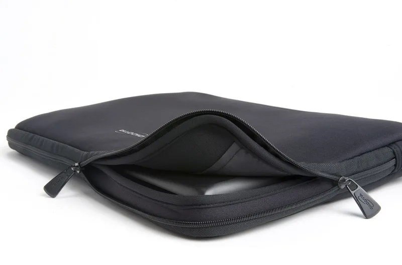 DICOTA PerfectSkin 17.3 - Image 4