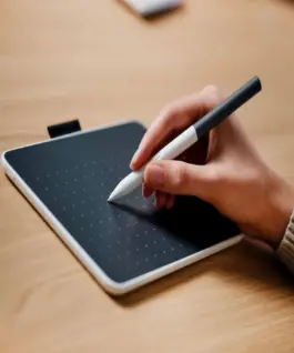 Графичен дисплей таблет Wacom One Pen tablet Medium