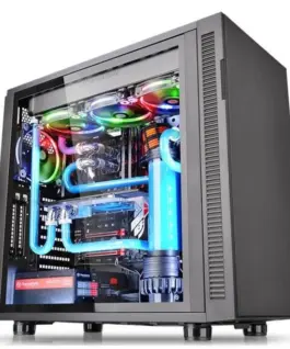 Thermaltake Suppressor F31 USB3.0 Tempeчервен Glass - черен