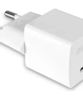 Alternative view of ЗАХРАНВАЩ АДАПТЕР LINDY - USB-C - 20W - Power Delivery 3.0 - 100-240VAC - 50/60Hz - 0.6A - White - PN 73410