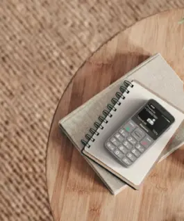 Alternative view of Panasonic Senior phone KX-TU160 сив