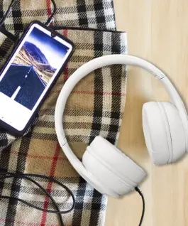 Qoltec безжични слушалки with microphone