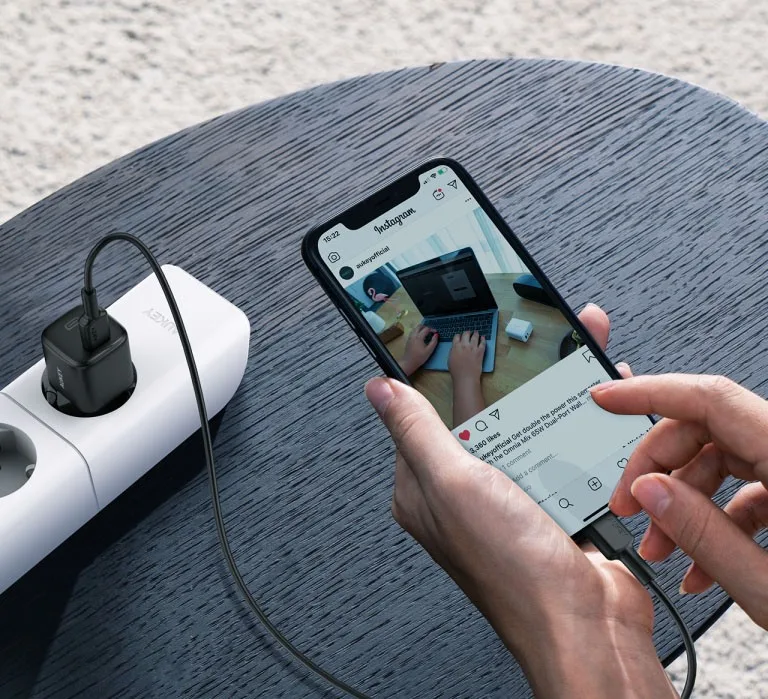 AUKEY мрежово зарядно 1xUSB-C PD 20W PA-B1 черен - Image 4