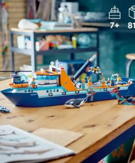 LEGO LEGO City 60368 Arctic Explorer Ship