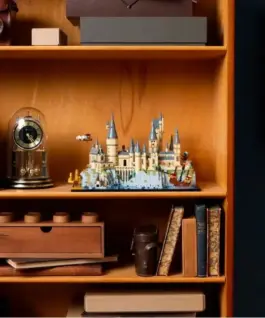 Alternative view of LEGO Harry Potter 76419 Klocki Zamek Hogwart i błonia