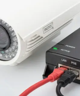 Digitus адаптер PoE+ 802.3at