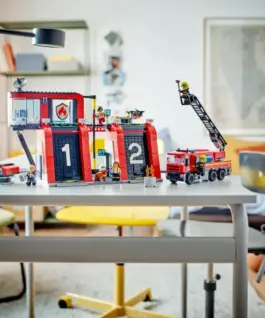 Alternative view of LEGO Конструктор City 60414 Remiza strażacka z wozem strażackim