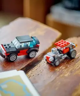 Alternative view of LEGO LEGO Creator 31146 Flatbed Truck with Helicopter