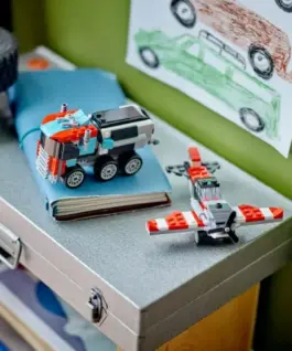 LEGO LEGO Creator 31146 Flatbed Truck with Helicopter