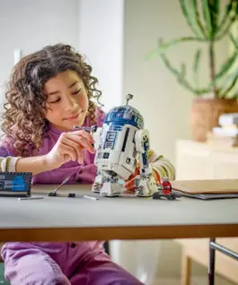 LEGO LEGO Star Wars 75379 R2-D2